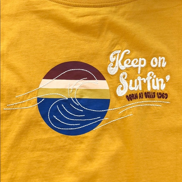 🌴🌼RIP CURL- KEEP ON SURFIN CROP TOP🌼🌴 - Picture 13 of 13